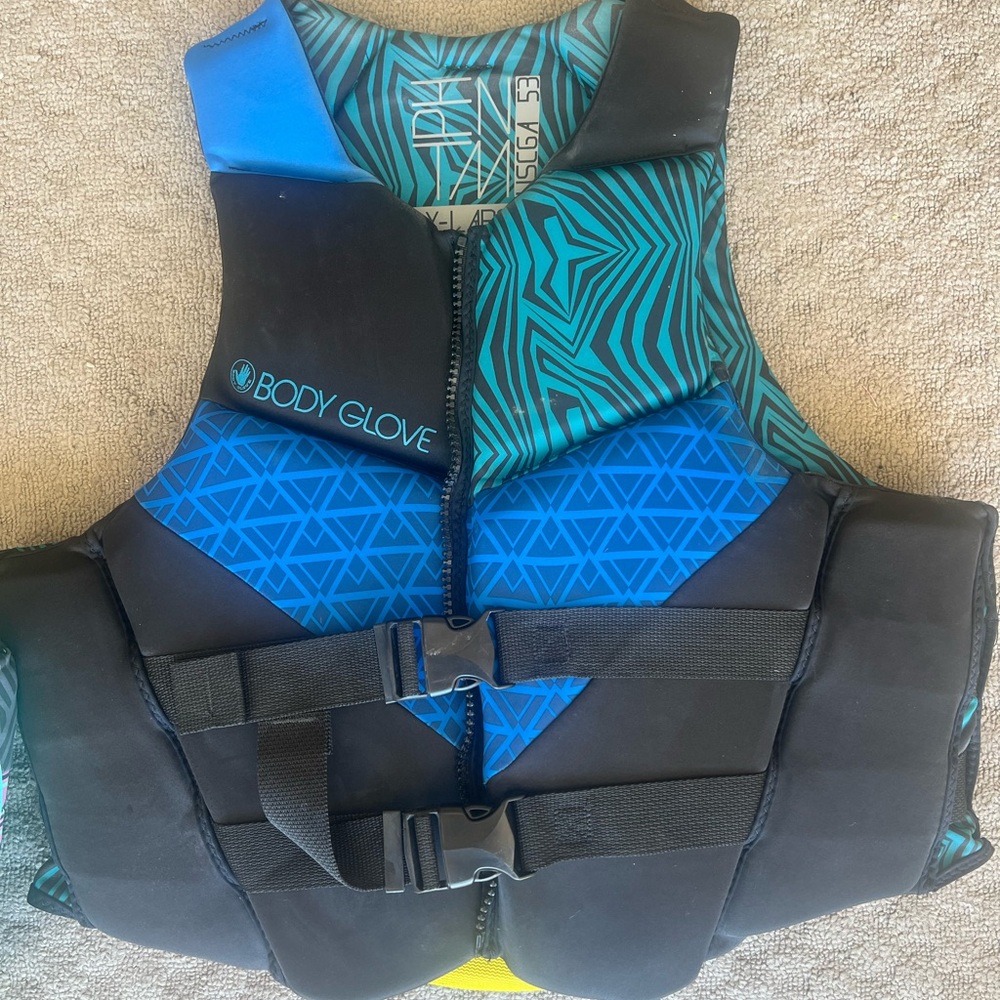 Men’s XL Phantom body glove lifevest